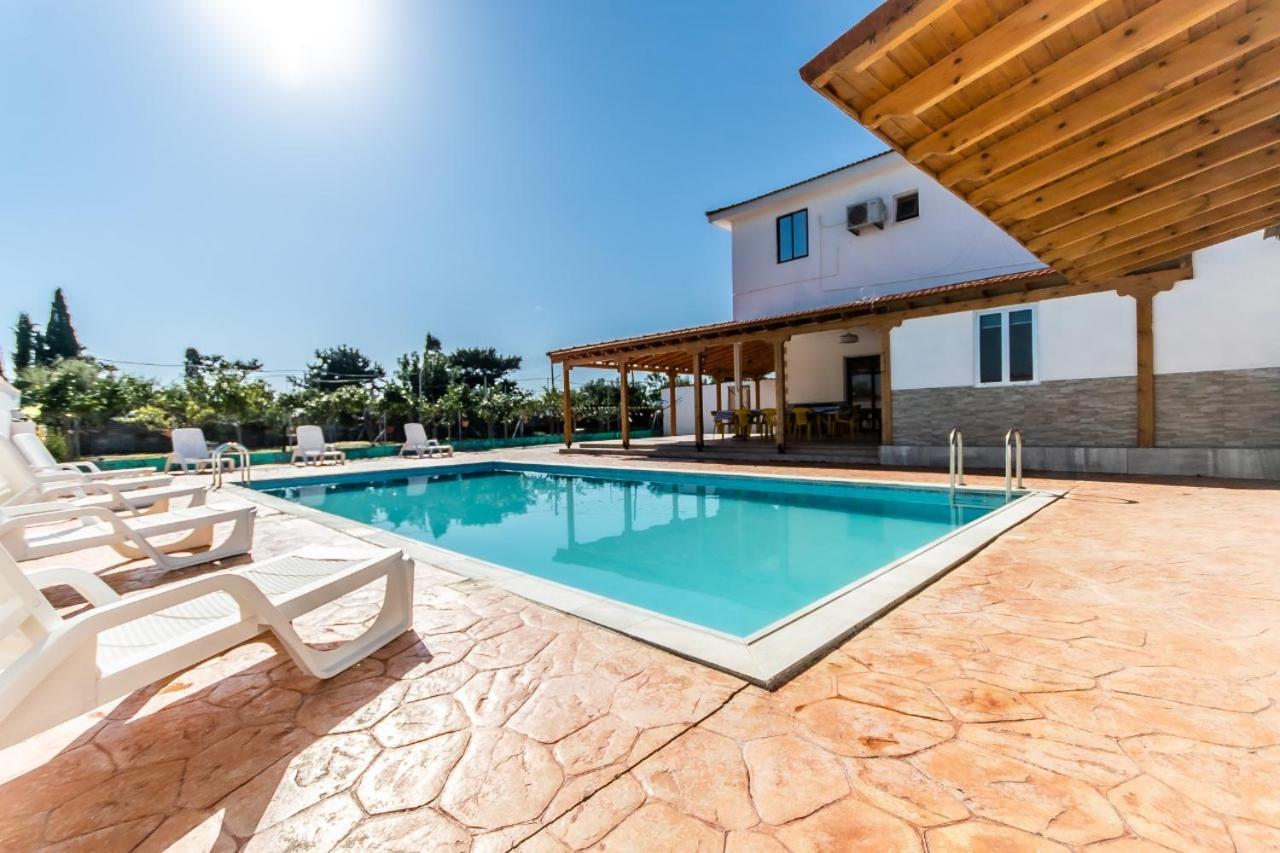 Reel Paradise Villa, Cyprus ラルナカ エクステリア 写真